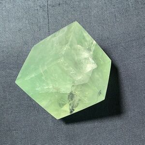 Green fluorite cube